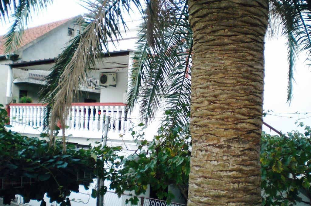Guest House Bajceta ヘルツェグ・ノヴィ エクステリア 写真