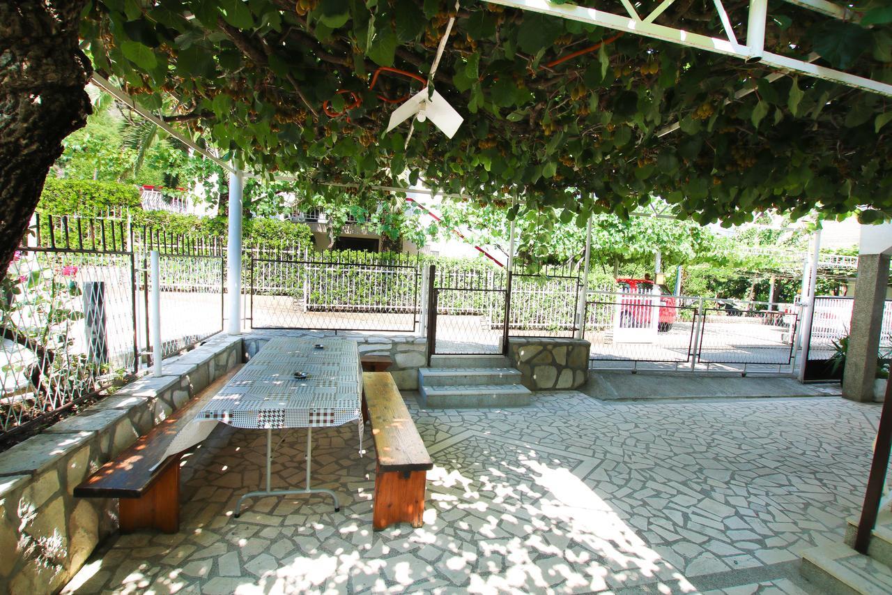 Guest House Bajceta ヘルツェグ・ノヴィ エクステリア 写真